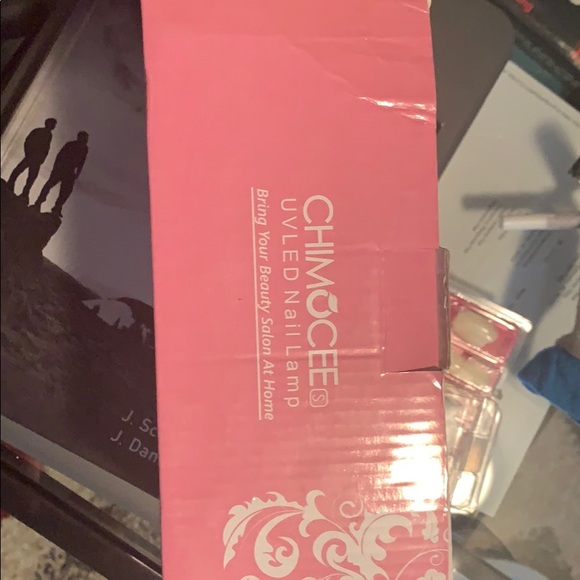 UV LED NAIL LAMP - Picture 2 of 4